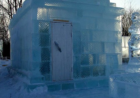 Уникальная баня из льда