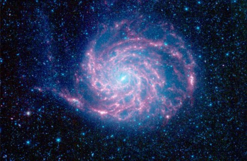 Самое крупное скопление галактик ранней Вселенной
