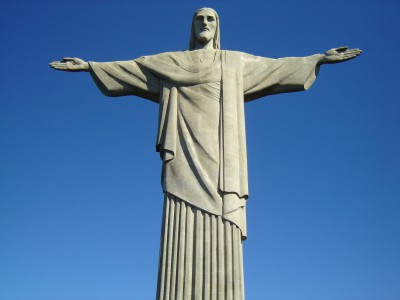 Статуя Христа-искупителя в Бразилии
