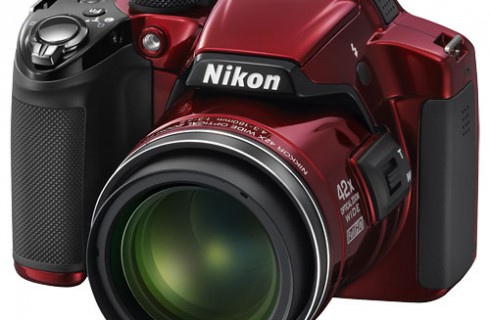 Две фотокамеры с суперзумом от Nikon