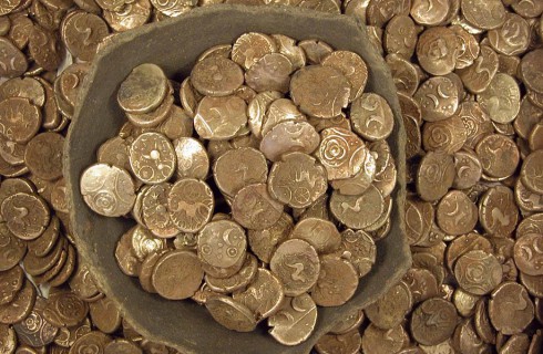 В Ираке были обнаружены золотые монеты