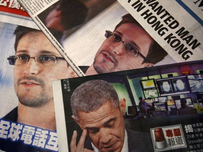 Сноуден перебирается в Эквадор