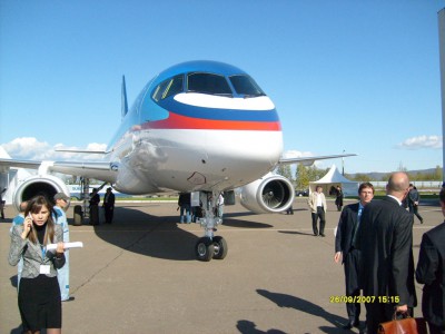 Sukhoi SuperJet 100 передан заказчику в конце 2013 года