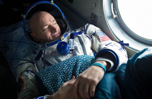 NASA проводит эксперимент на астронавтах