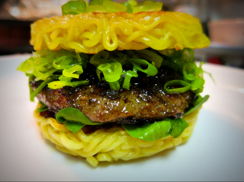 Ramen Burger – новый кулинарный хит Нью-Йорка