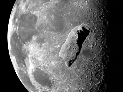 Луна и астероид