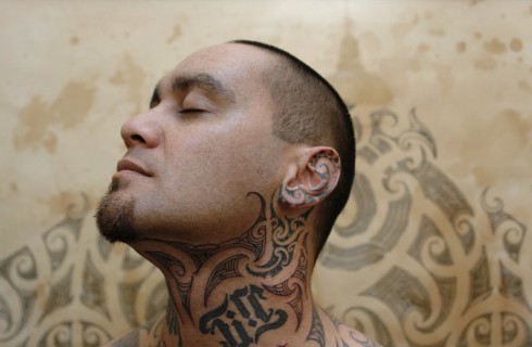 Татуировки влияют на трудоустройство человека