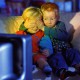 Просмотр телевизора мешает детям понимать людей