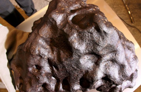 Метеориту из Сахары почти 4,5 млрд лет