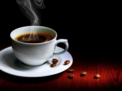 Вечерняя чашка кофе сокращает сон на 1 час