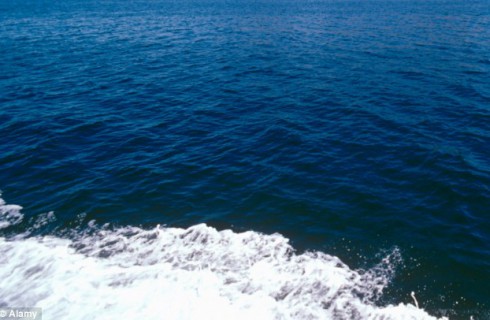 Огромные запасы воды обнаружены под дном океана