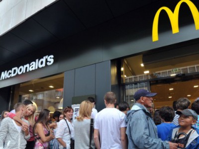 McDonald’s открыла ресторан во Вьетнаме