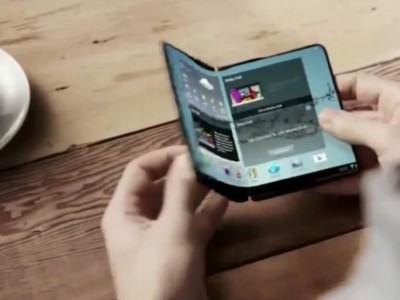 «Первый в мире гибкий планшет» разрабатывает Samsung