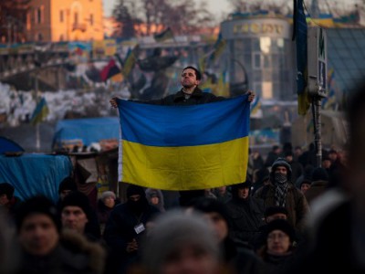Украинские протестующие прекращают «оккупацию»