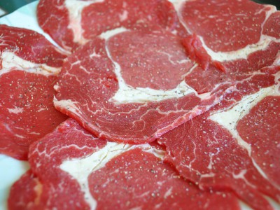 Информация на этикетках  мясных продуктов обязательна в США