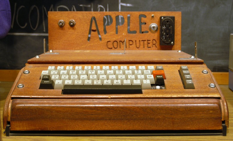 Apple-1 продали на аукционе