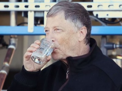 Воду из нечистот выпил  Билл Гейтс