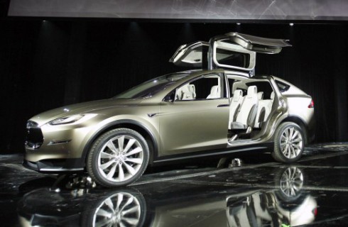 Мир увидел Tesla Motors Model X