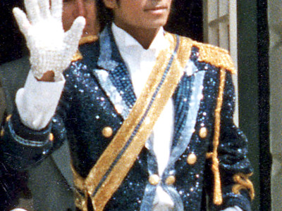 Перчатки Майкла Джексона