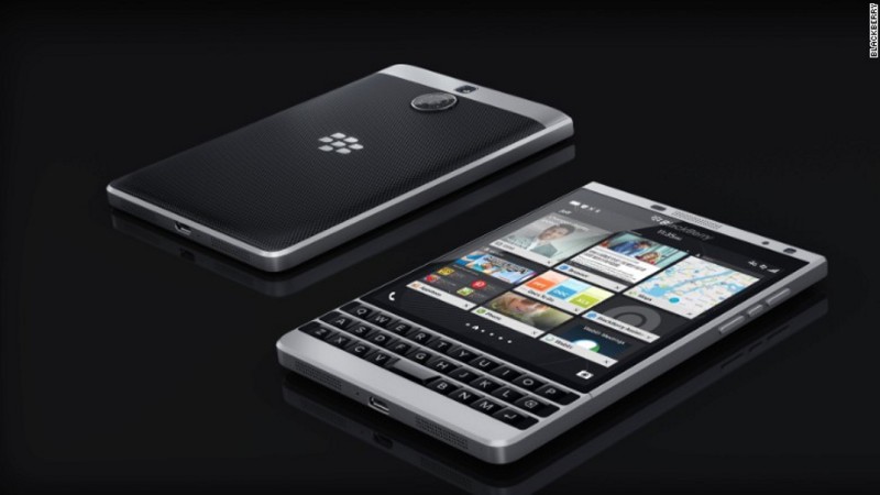 BlackBerry презентовала причудливый смартфон