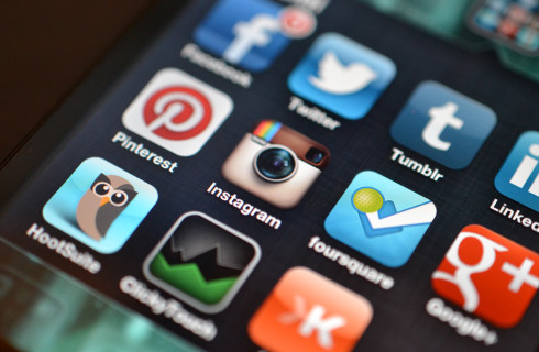 Instagram отказывается от хронологии и становится ближе к Facebook