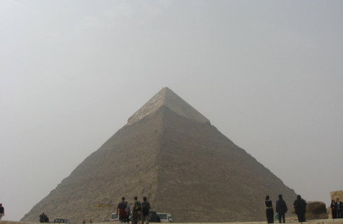 На пирамиды взглянут по-новому