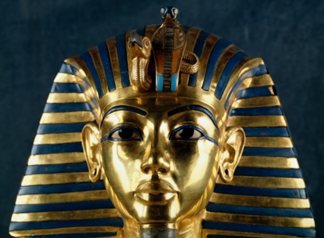Кинжал Тутанхамона имеет неземное происхождение