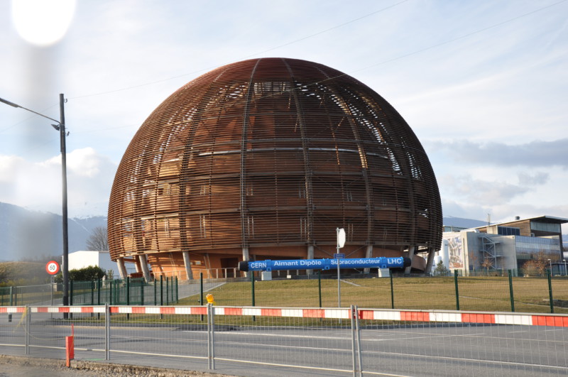 CERN готова к вселенскому перевороту