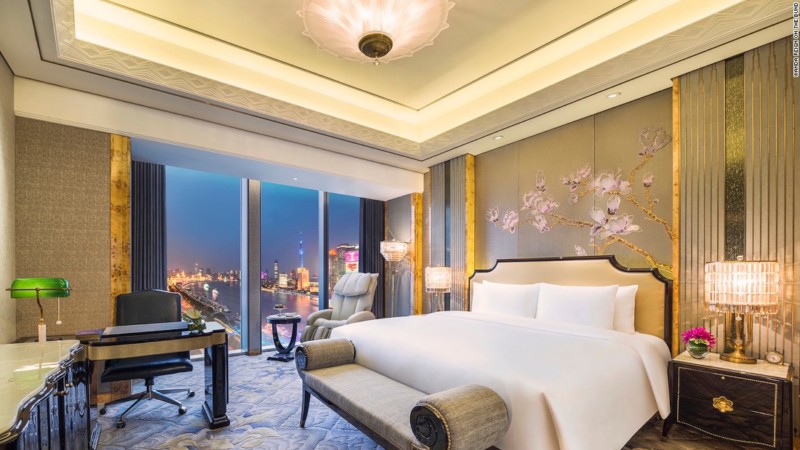 Первый 7-звездочный отель открылся в Шанхае