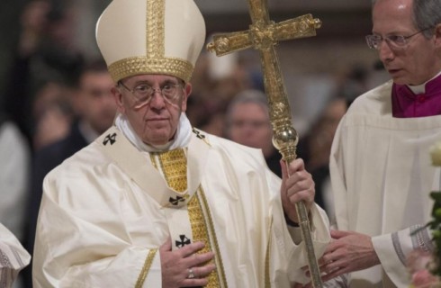 Папа Римский запретил распятья