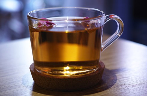 Топ-5 лучших травяных чаев, которые помогают успокоить разум, восстановить энергию и сон