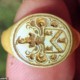 Любитель нашел древнее золотое кольцо