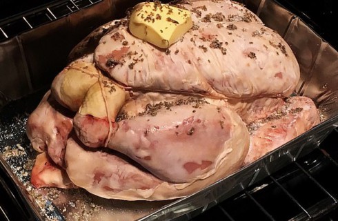 Лондонский пекарь создает торты, которые жалко есть